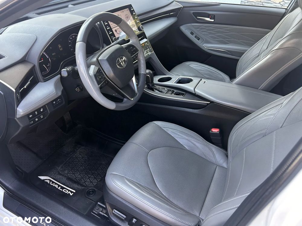 Toyota Avalon - 7