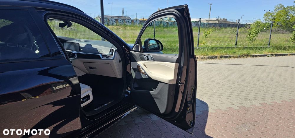 BMW X6 - 24