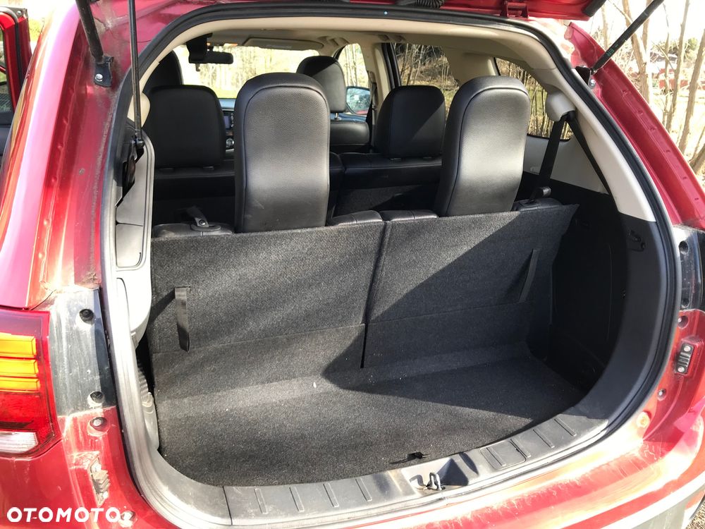 Mitsubishi Outlander 2.4 4WD CVT Instyle - 9
