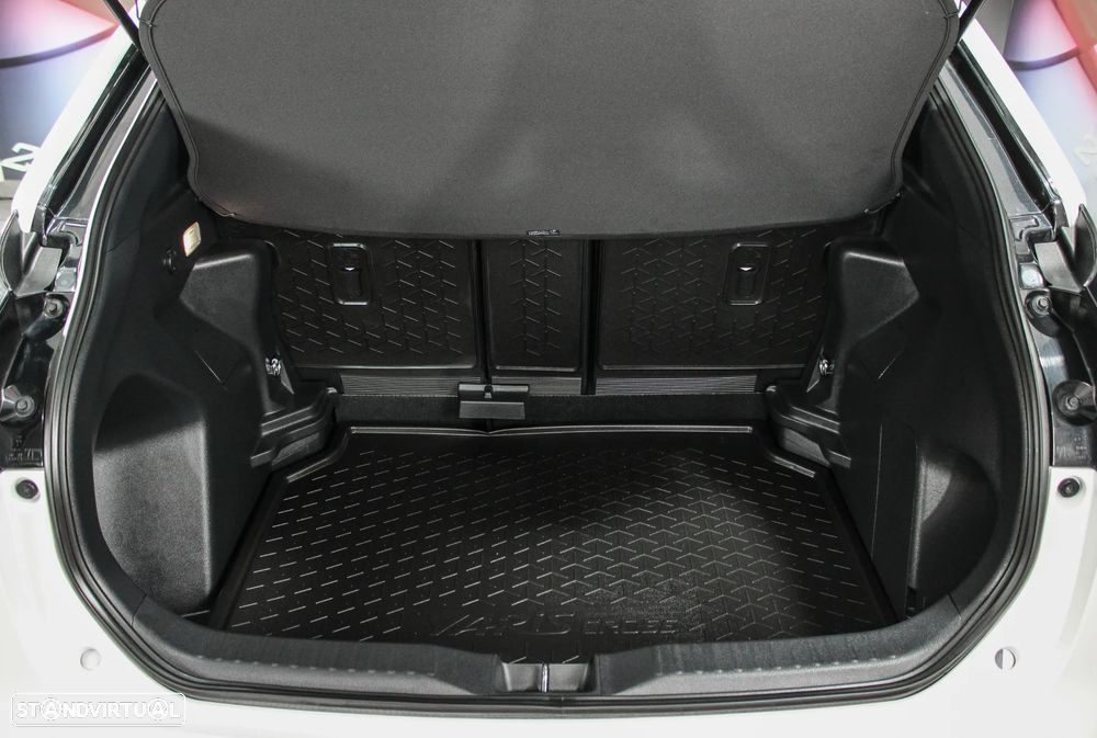 Toyota Yaris Cross 1.5 Hybrid GR Sport - 32