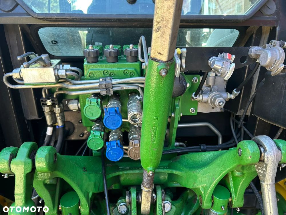 John Deere 5085M - 25