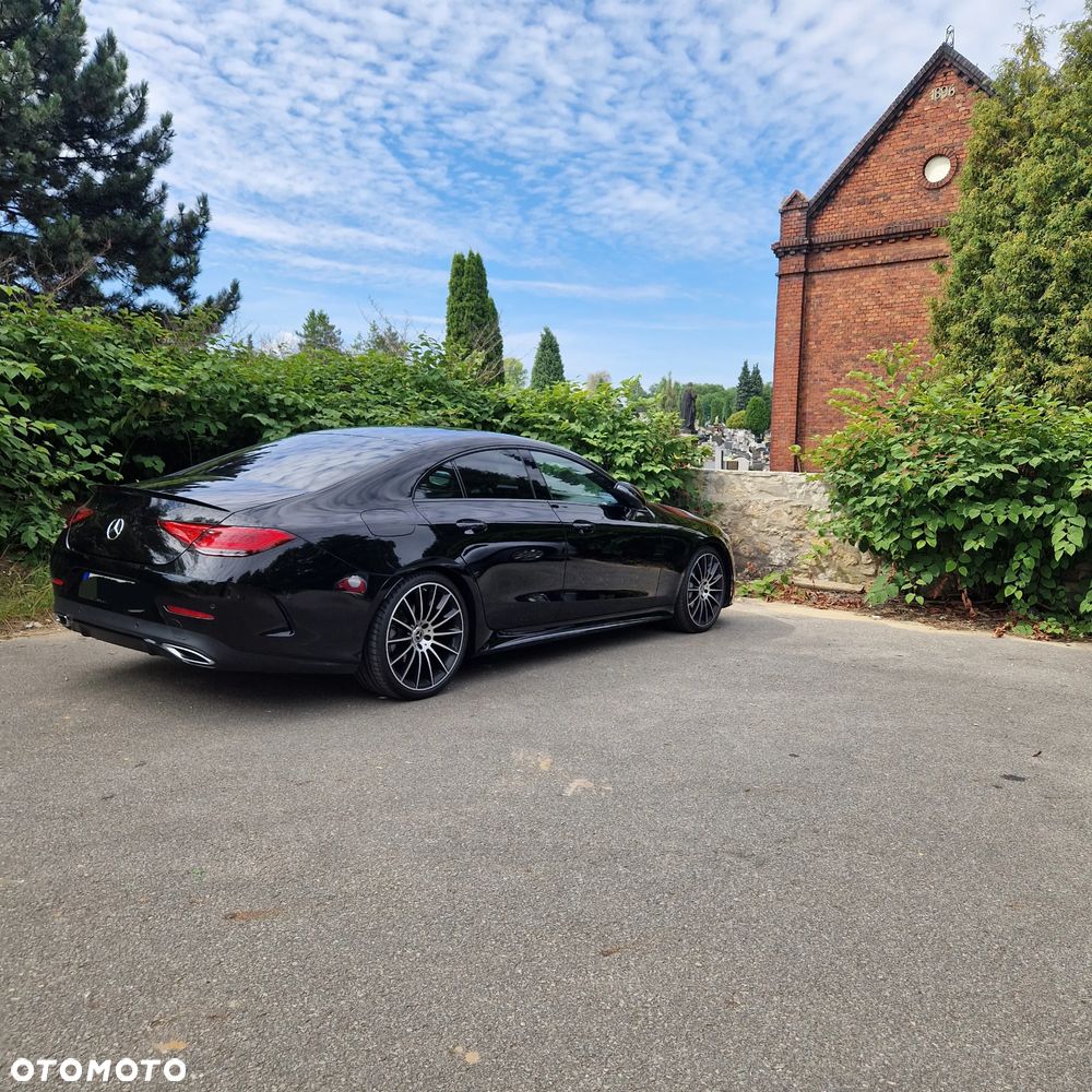 Mercedes-Benz CLS - 4