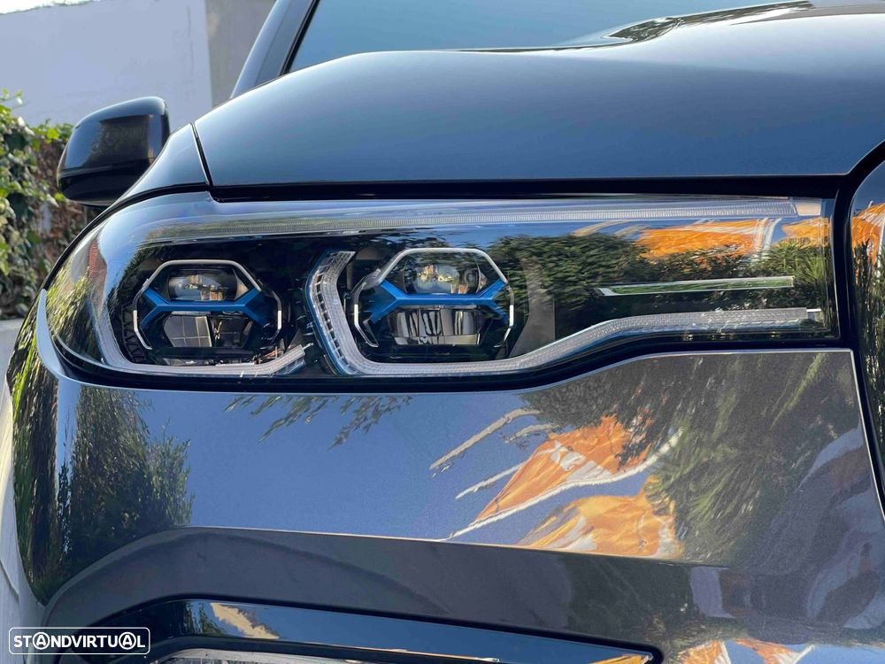 BMW X7 40 d xDrive Pack M - 14