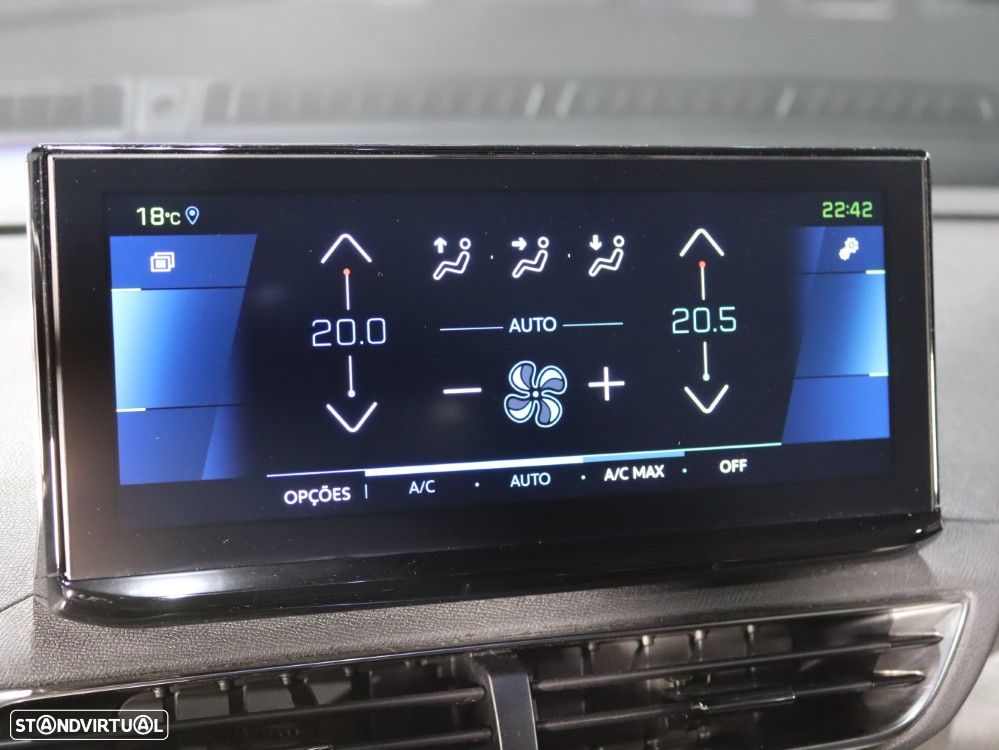 Peugeot 3008 1.6 Hybrid GT Pack e-EAT8 - 27