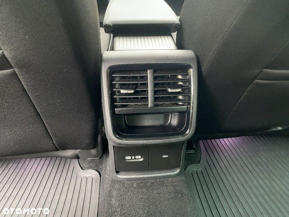 Skoda Octavia 2.0 TDI Ambition DSG - 30