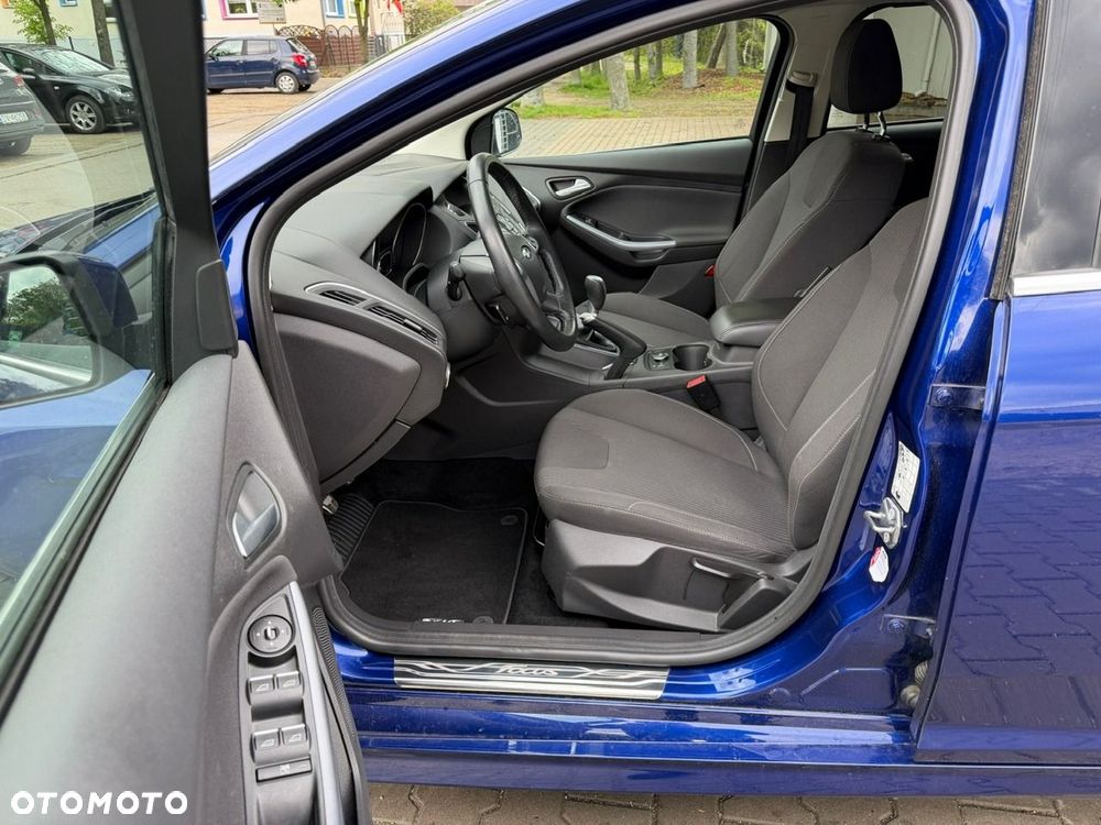 Ford Focus - 12