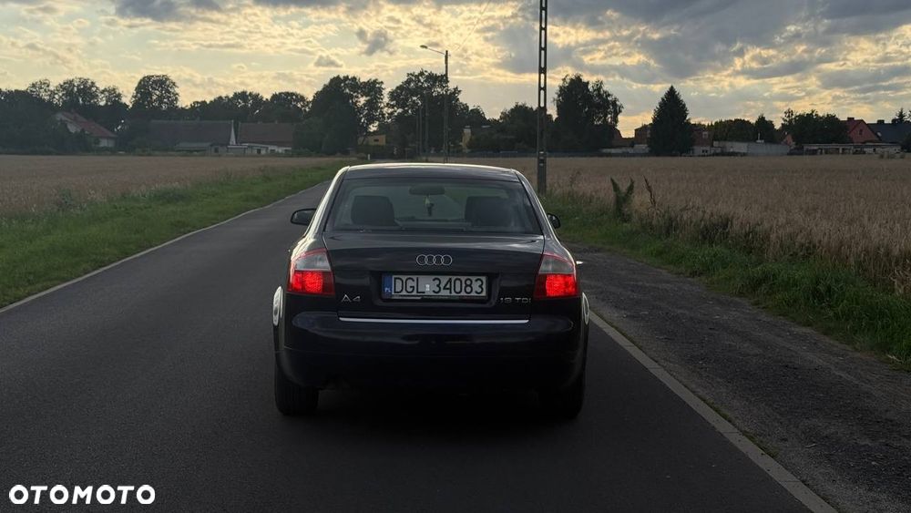 Audi A4 Avant 1.9 TDI - 4