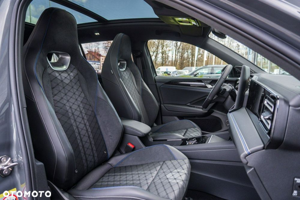 Volkswagen Tiguan - 14