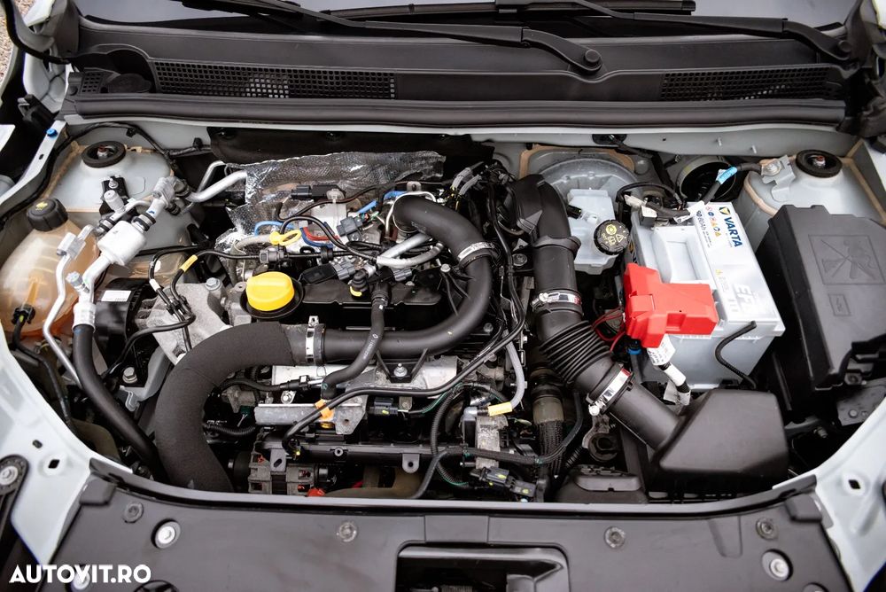 Dacia Logan TCe 90 MT6 Comfort - 32