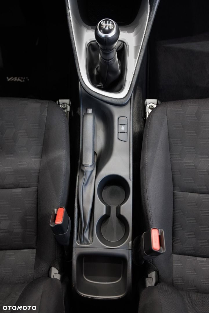 Toyota Yaris - 34