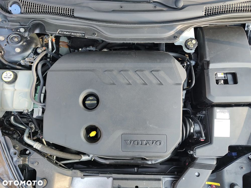 Volvo V50 DPF DRIVe Momentum - 17