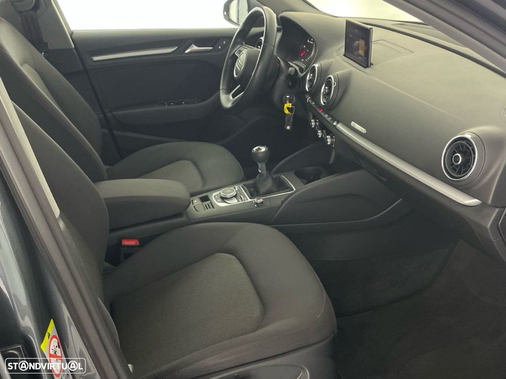 Audi A3 Sportback 1.6 TDI - 22