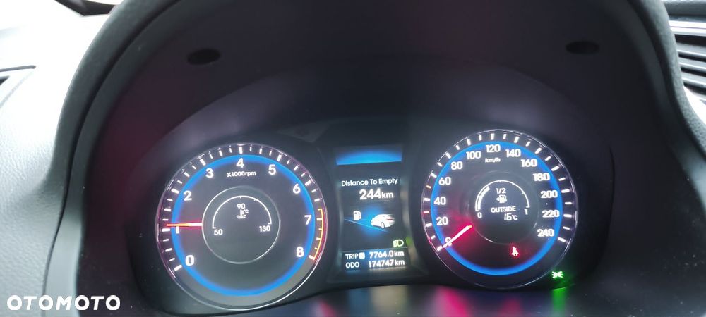 Hyundai i40 - 13