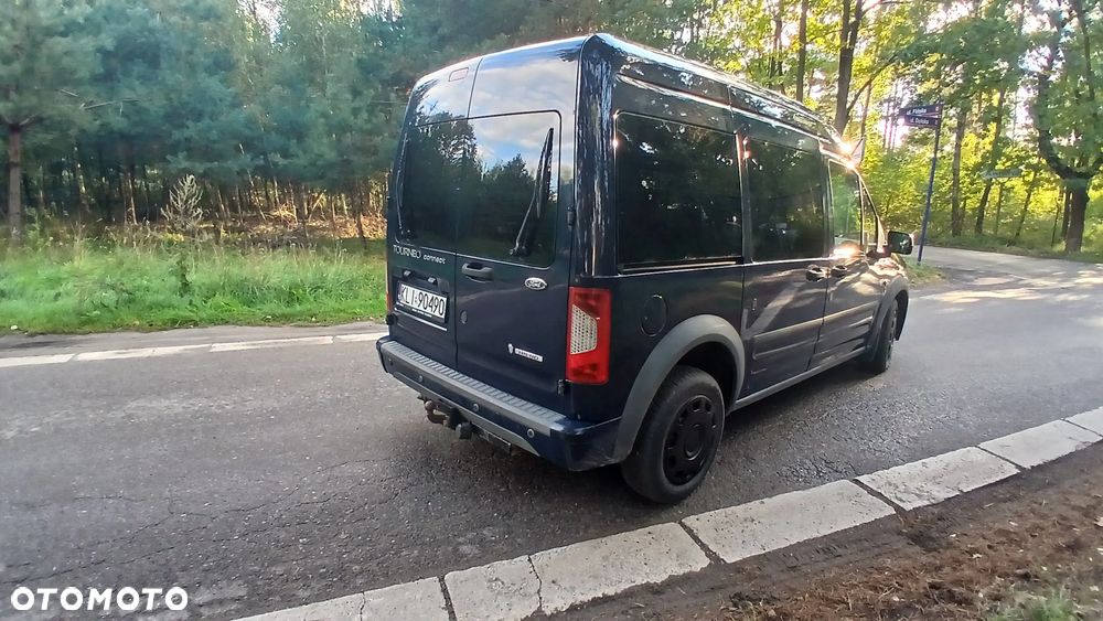 Ford Tourneo Connect - 9