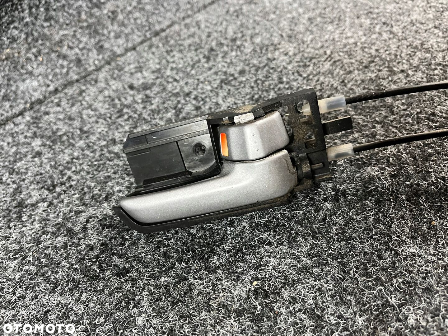suzuki swift mk6 IV lift zamek drzwi prawy przód przedni 7pin europa - 3