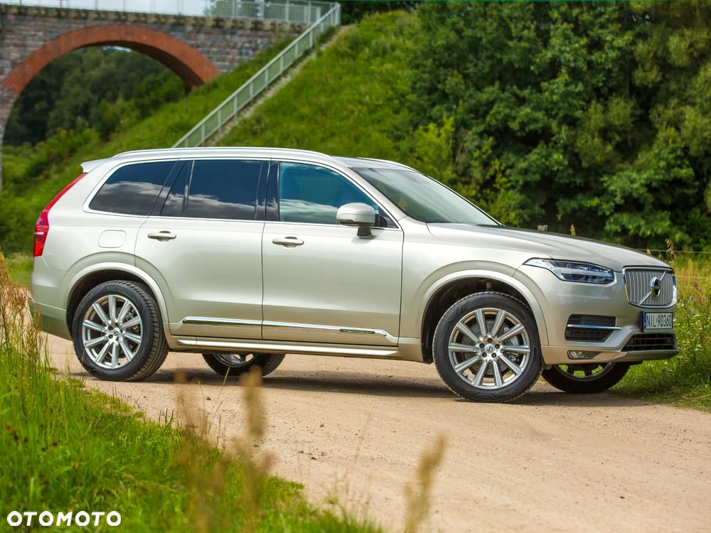 Volvo XC 90 D5 SCR AWD Inscription 7os - 4