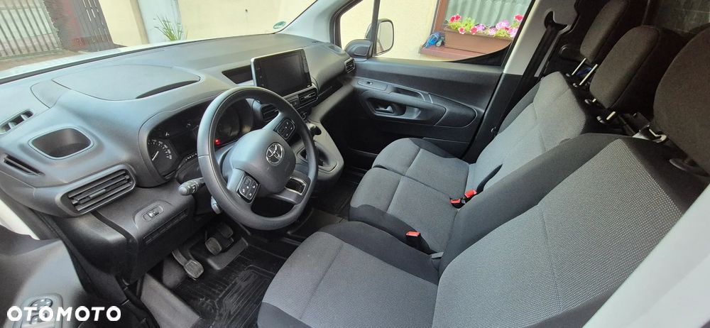 Toyota proace city - 10