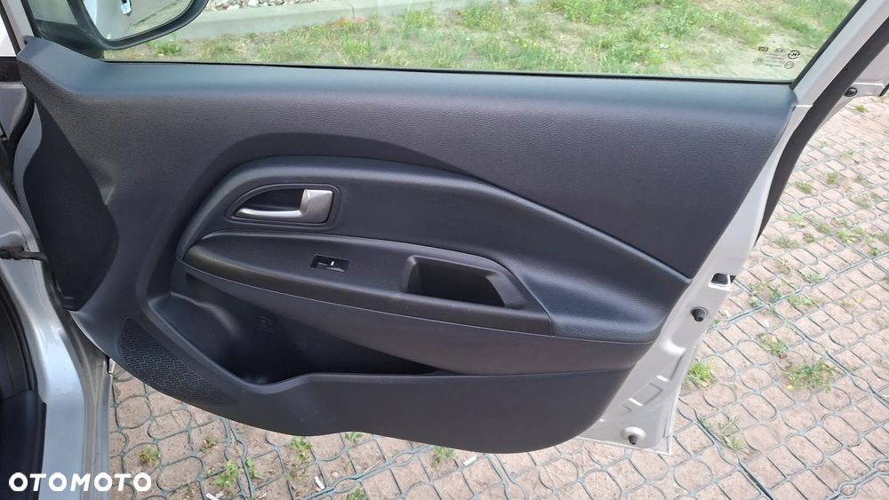 Kia Rio 1.2 XL - 7