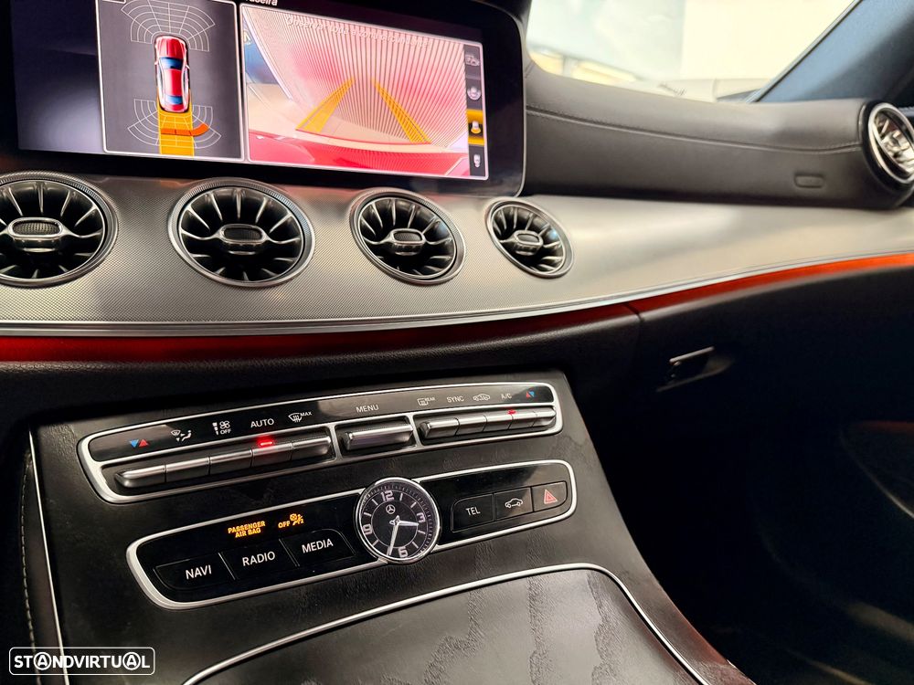 Mercedes-Benz E 220 d AMG Line - 16