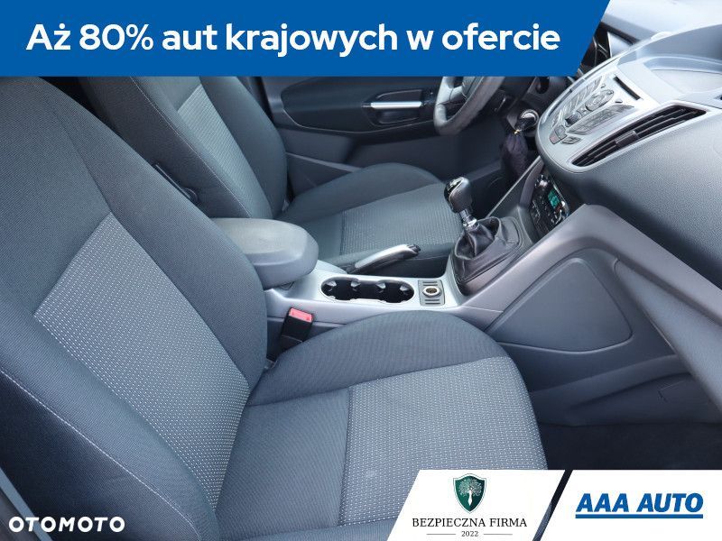 Ford Grand C-MAX - 11