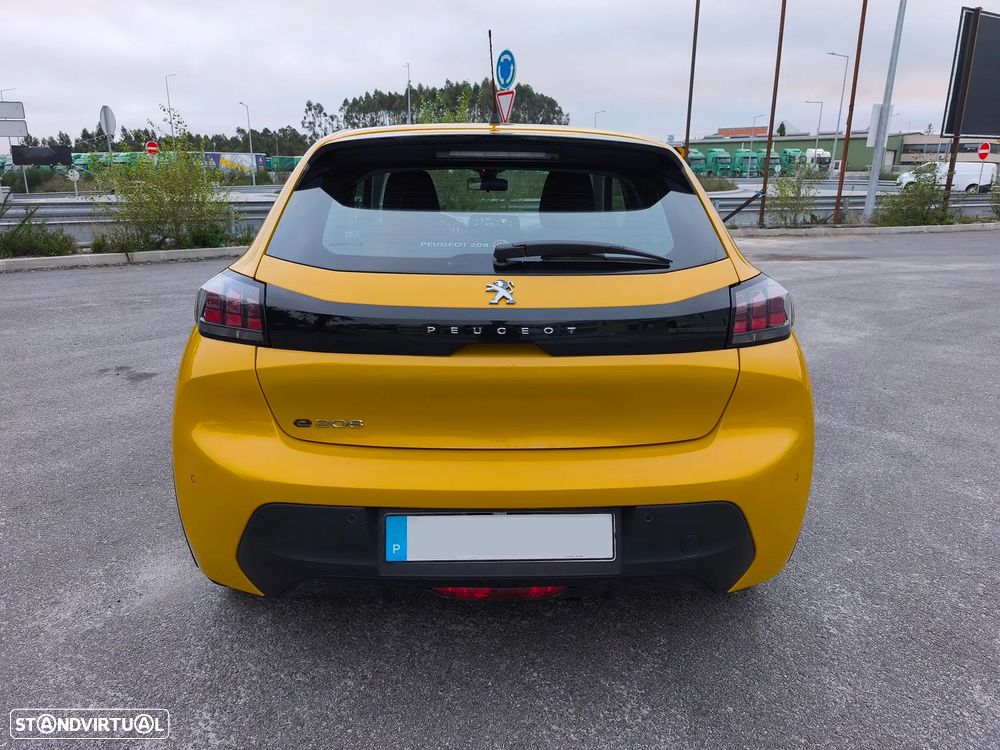 Peugeot e-208 50 kWh Active Pack - 7