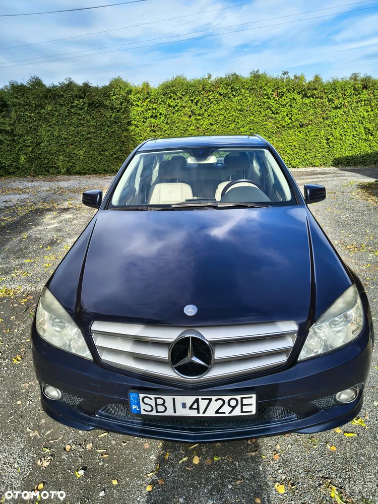 Mercedes-Benz C-Class 2010 photo 5