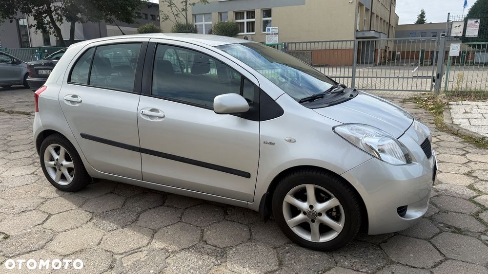 Toyota Yaris 1.4 D-4D Luna - 4