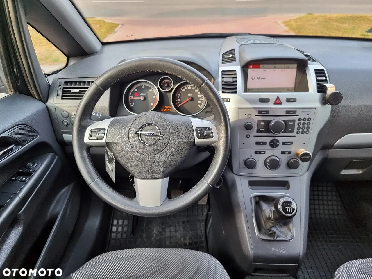 Opel Zafira 1.9 CDTI Edition - 10