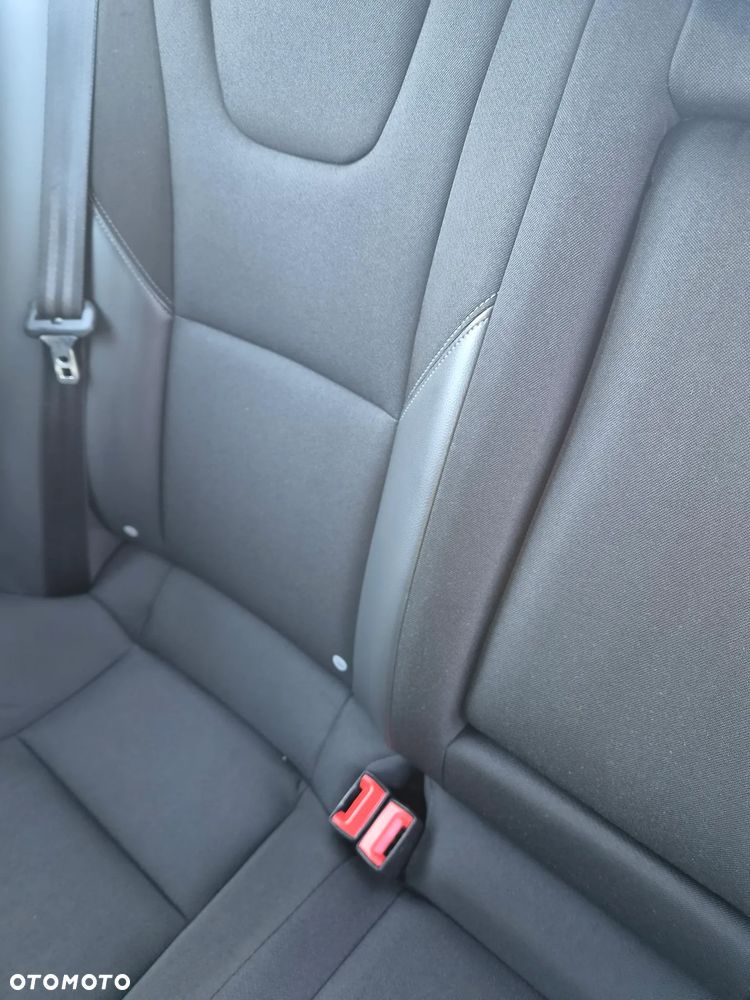 Volvo S60 T3 Drive-E Momentum - 20