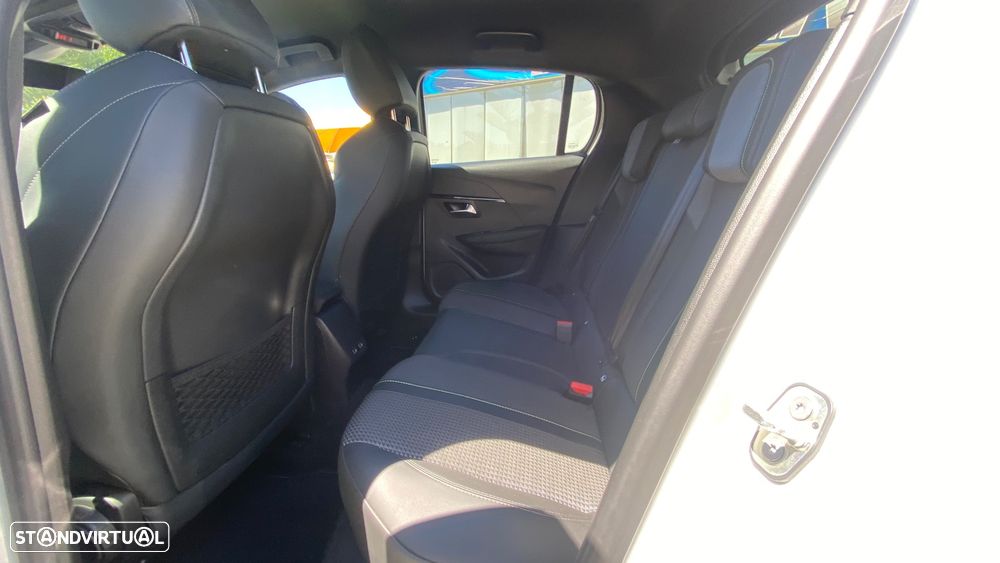 Peugeot 208 1.5 BlueHDi GT - 20