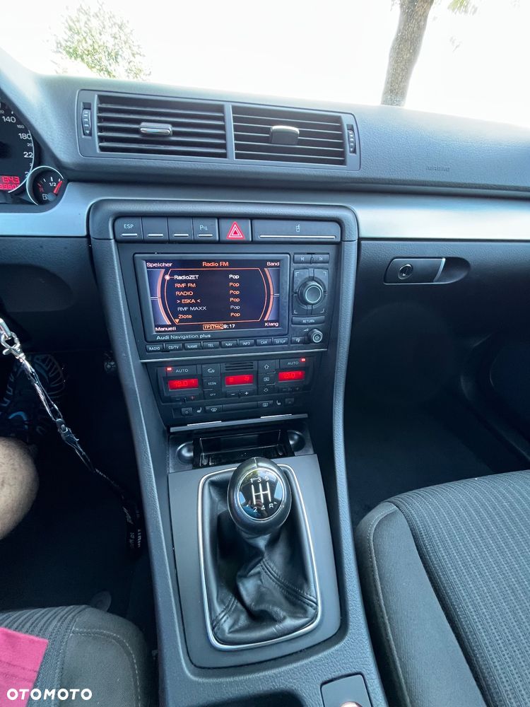 Audi A4 Limousine 2 - 28