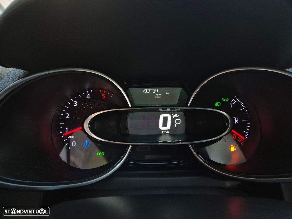 Renault Clio Sport Tourer (Energy) dCi 90 EDC Bose Edition - 18