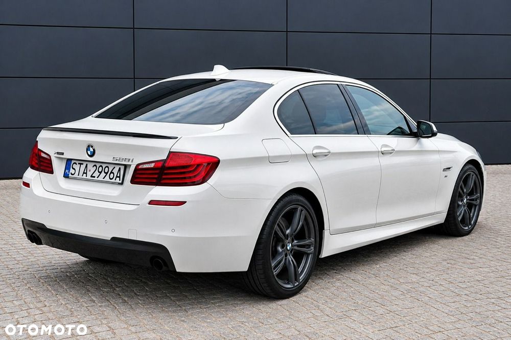 BMW 5 Series 2016 photo 4