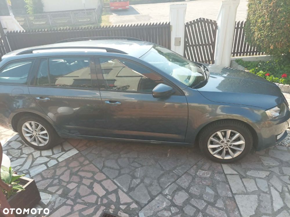 Skoda Octavia 2.0 TDI Drive - 3