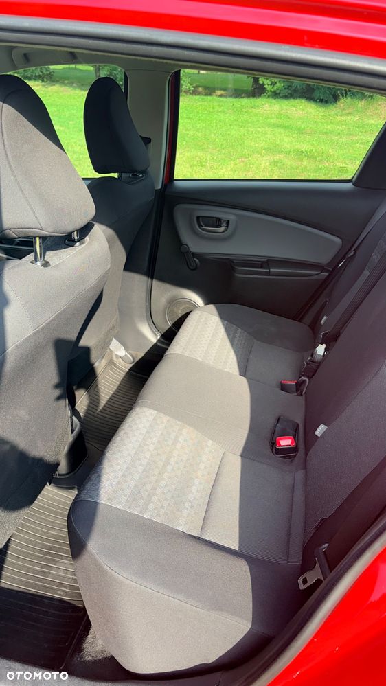Toyota Yaris - 11