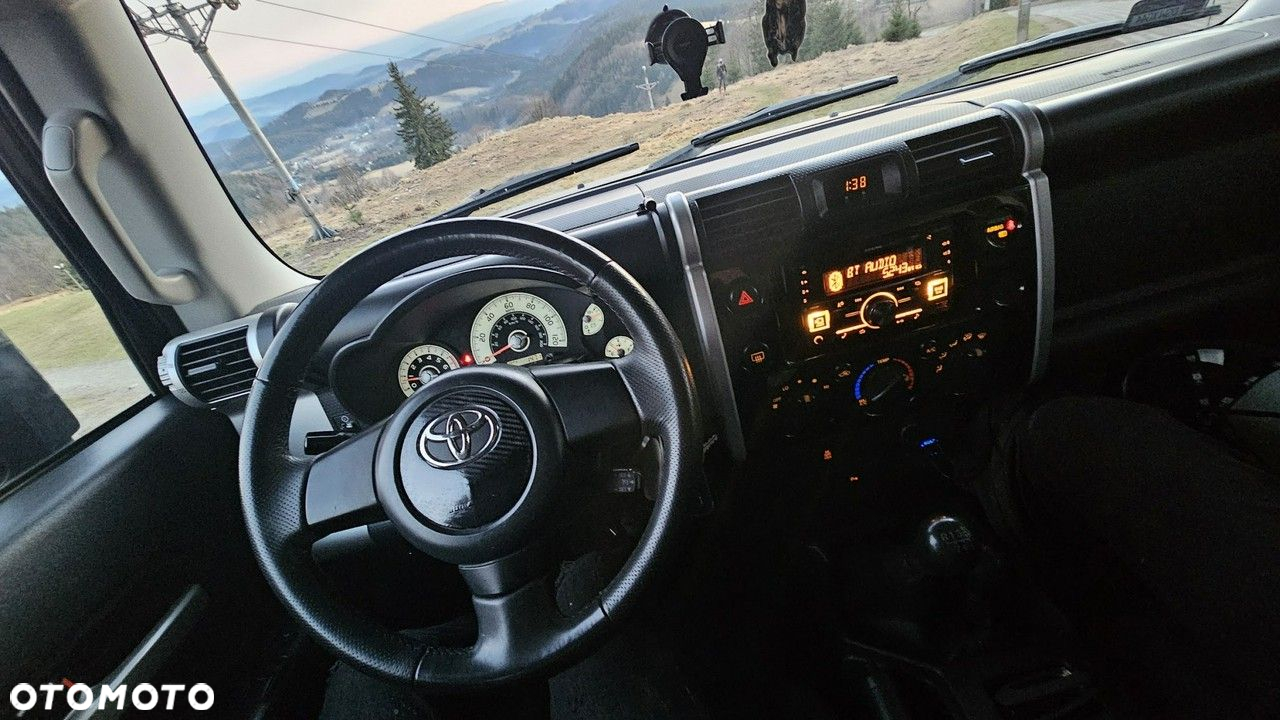 Toyota FJ - 18