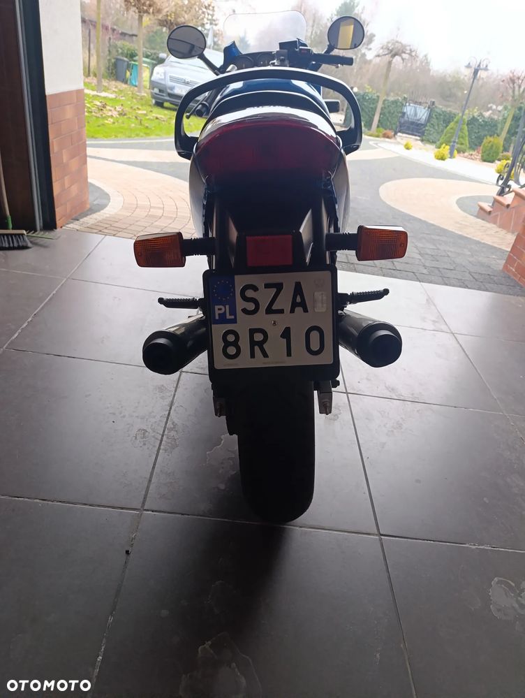 Suzuki GSX - 15