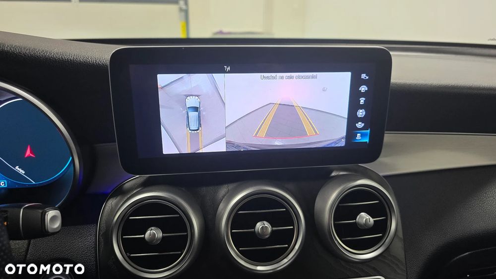 Mercedes-Benz GLC 300 de 4Matic 9G-TRONIC AMG Line Plus - 34