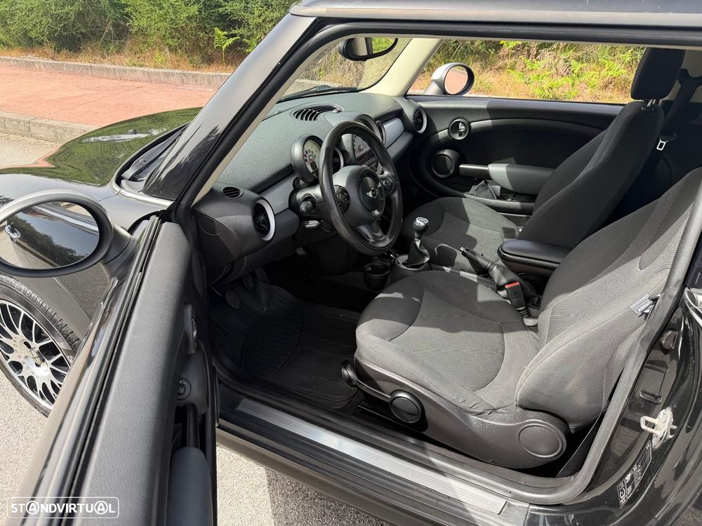 MINI Coupé Cooper SD - 3