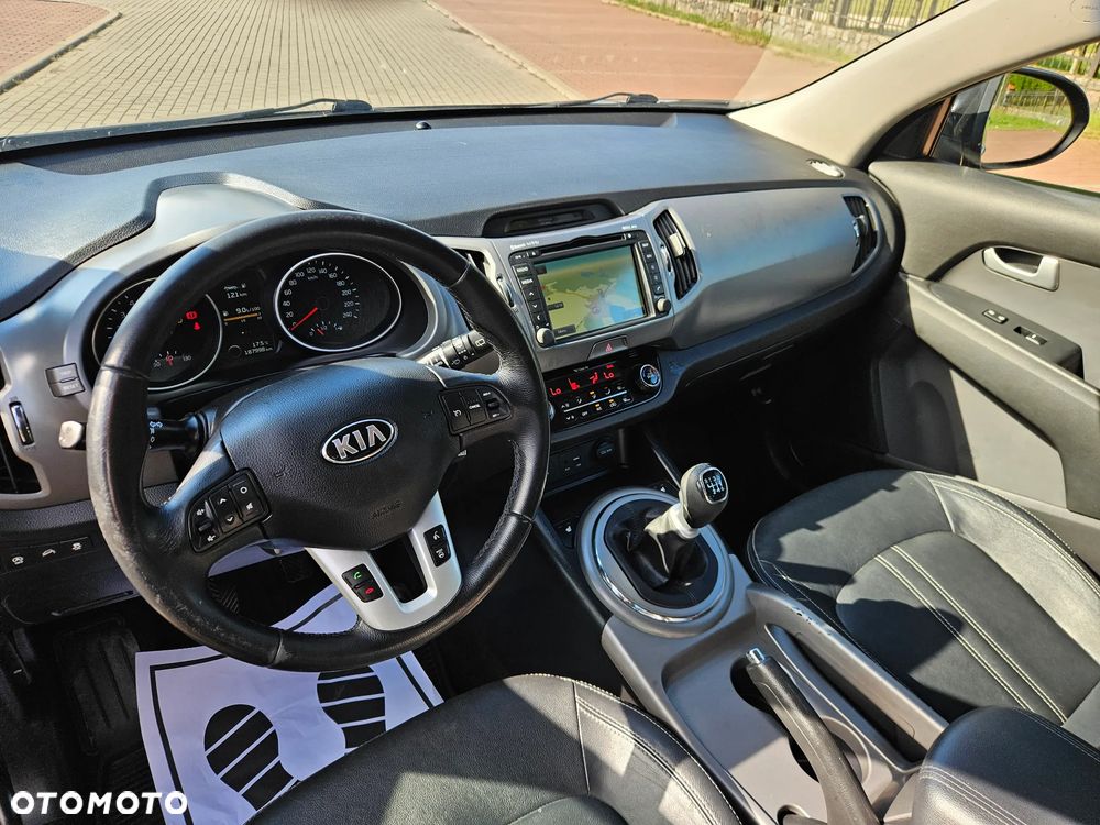 Kia Sportage 1.7 CRDI 2WD Dream-Team Edition - 9
