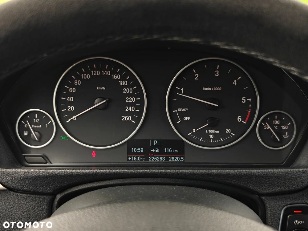BMW Seria 3 318d Edition M Sport Shadow - 18