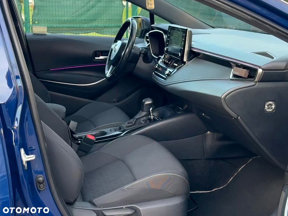 Toyota Corolla 1.8 Hybrid Comfort - 19