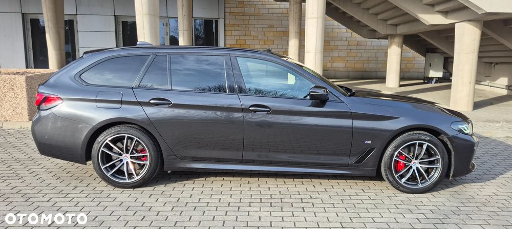 BMW Seria 5 530i xDrive mHEV M Sport sport - 15