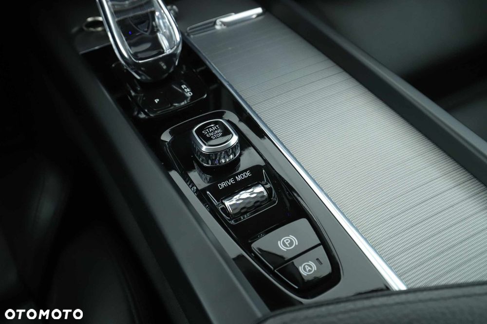 Volvo XC 60 - 19