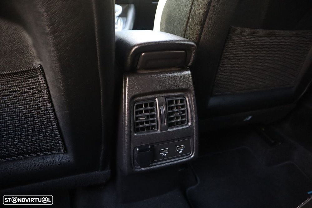 Renault Captur 1.6 E-Tech Plug-In Exclusive - 36