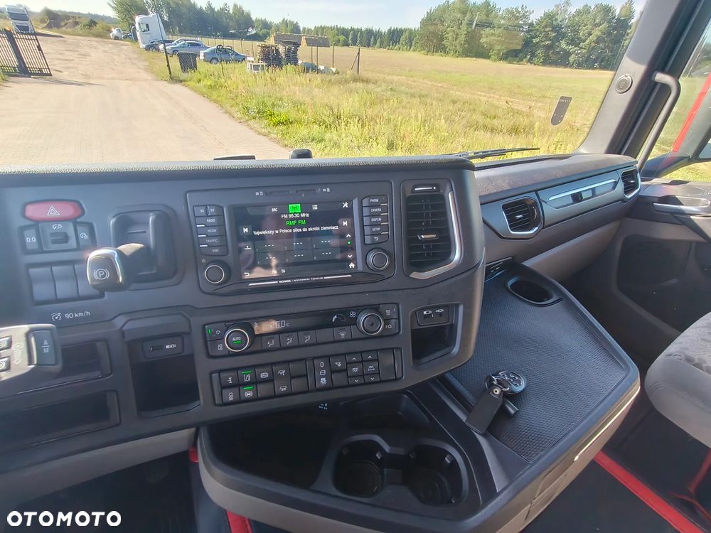 Scania 460 R Super - 23