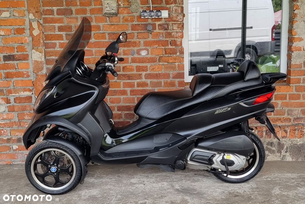 Piaggio MP-3 - 6