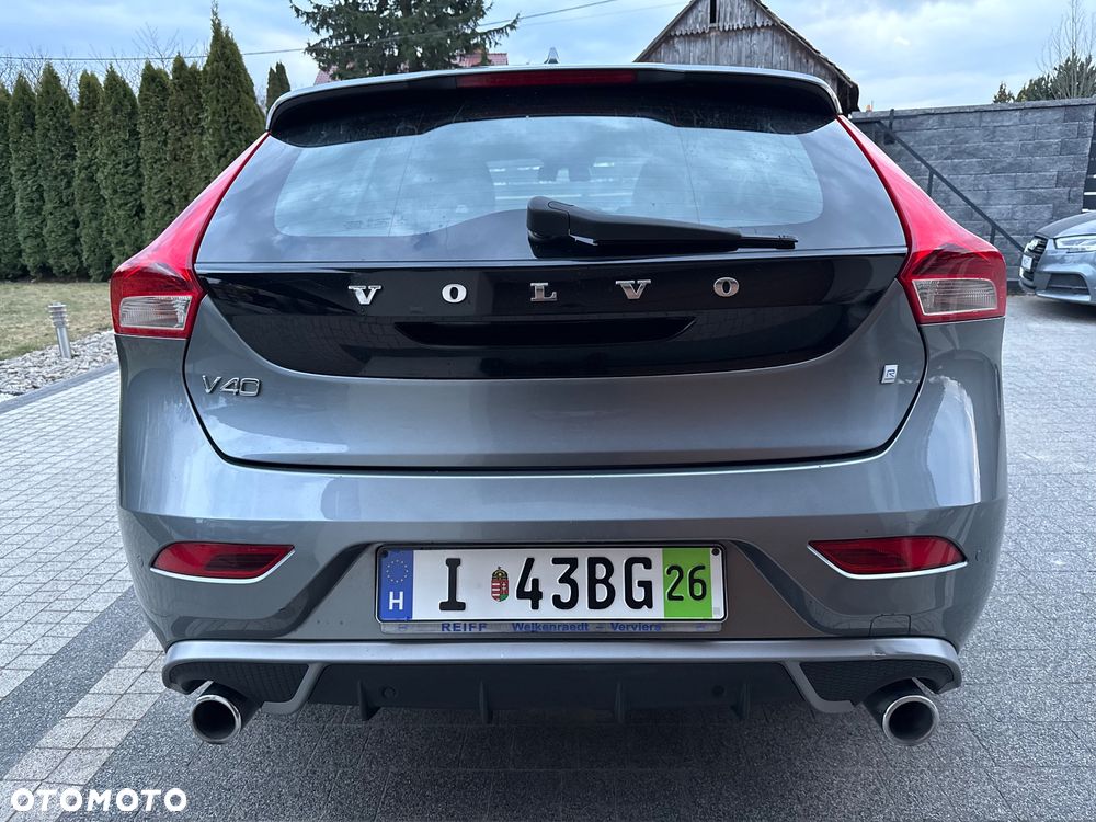 Volvo V40 D3 Geartronic RDesign - 14