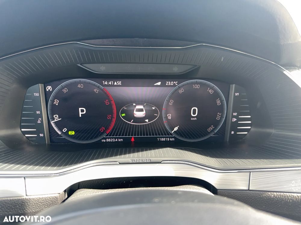 Skoda Superb 2.0 TDI DSG Ambition - 10