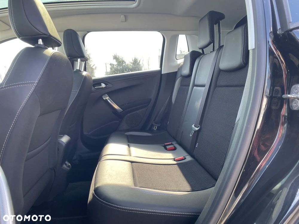 Peugeot 2008 1.6 BlueHDi Allure - 15